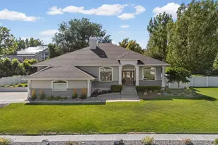 12008 S Reeves Ln, Riverton, UT 84065 - Photo 3