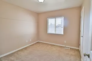 6723 W Oak Farms Dr, West Jordan, UT 84081 - Photo 17