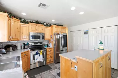 580 N 2400 W, Vernal, UT 84078 - Photo 13