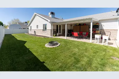 580 N 2400 W, Vernal, UT 84078 - Photo 33