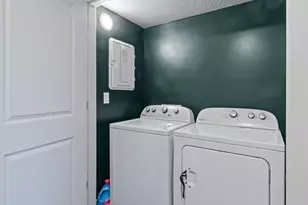 133 Rock Canyon St, Hurricane, UT 84737 - Photo 19