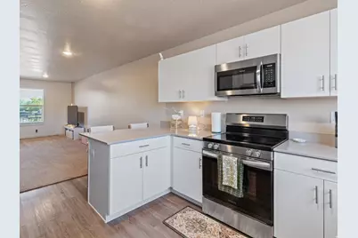 133 Rock Canyon St, Hurricane, UT 84737 - Photo 3