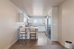 133 Rock Canyon St, Hurricane, UT 84737 - Photo 5