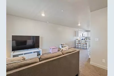 133 Rock Canyon St, Hurricane, UT 84737 - Photo 9