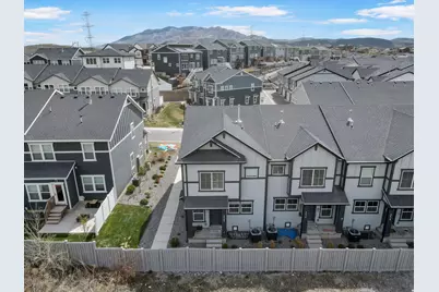 4423 E Longleaf Ln, Eagle Mountain, UT 84005 - Photo 25