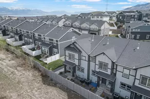 4423 E Longleaf Ln, Eagle Mountain, UT 84005 - Photo 27