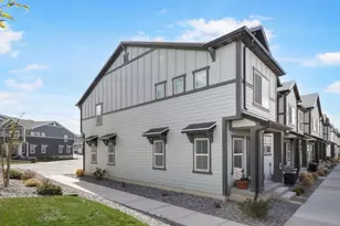 4423 E Longleaf Ln, Eagle Mountain, UT 84005 - Photo 3