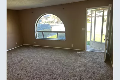 5363 S Ridgecrest Dr W, Taylorsville, UT 84129 - Photo 19