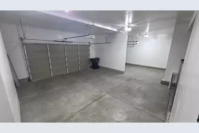 838 W Freedom Point Way, Bluffdale, UT 84065 - Photo 25