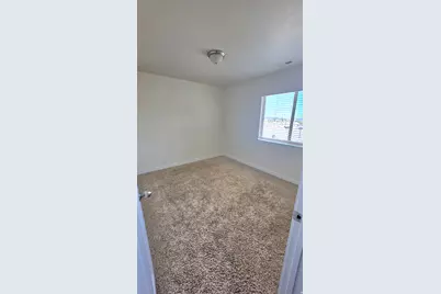 838 W Freedom Point Way, Bluffdale, UT 84065 - Photo 11