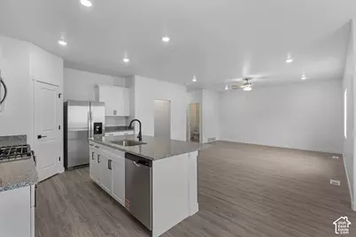 7335 Slick Rock Way N, Eagle Mountain, UT 84005 - Photo 7
