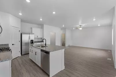 7289 Slick Rock Way N, Eagle Mountain, UT 84005 - Photo 9