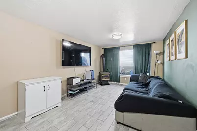 1088 Nayon Dr #J, Layton, UT 84040 - Photo 7