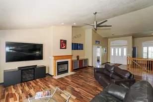 6289 S River Bluffs Rd W, Murray, UT 84123 - Photo 13