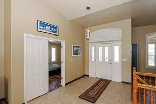 6289 S River Bluffs Rd W, Murray, UT 84123 - Photo 3