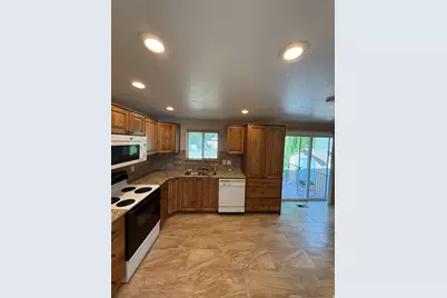 5202 S 2675 W, Roy, UT 84067 - Photo 13