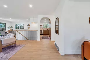 2050 E Wildwood Dr, Holladay, UT 84121 - Photo 7