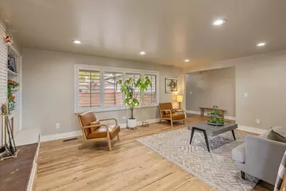 6075 S 2125 W, Roy, UT 84067 - Photo 7