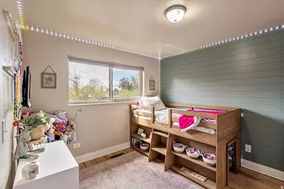 6075 S 2125 W, Roy, UT 84067 - Photo 17