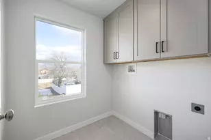 227 W Waterstone Circle, Murray, UT 84107 - Photo 7