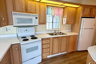 448 E Telegraph St, Washington, UT 84780 - Photo 5