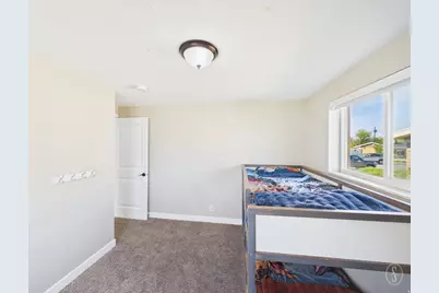 215 W 700 N, Clearfield, UT 84015 - Photo 19