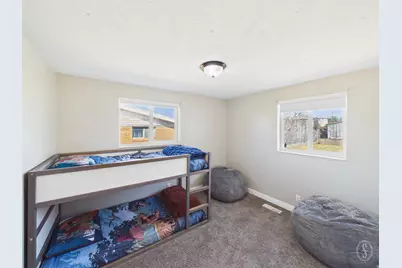 215 W 700 N, Clearfield, UT 84015 - Photo 17