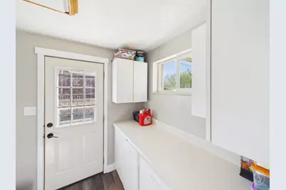 215 W 700 N, Clearfield, UT 84015 - Photo 9