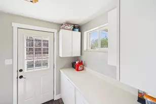 215 W 700 N, Clearfield, UT 84015 - Photo 9