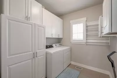 6729 W Clear Water Dr, Herriman, UT 84096 - Photo 17