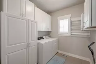 6729 W Clear Water Dr, Herriman, UT 84096 - Photo 17