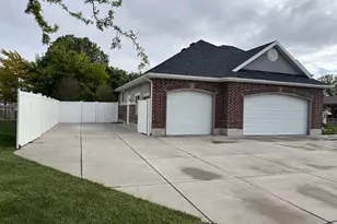 2387 W 650 N, Layton, UT 84041 - Photo 23