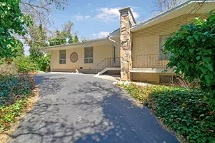 2342 E Combe Rd S, Uintah, UT 84403 - Photo 31