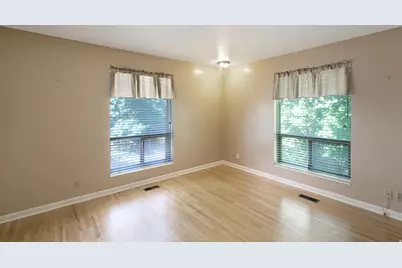 2342 E Combe Rd S, Uintah, UT 84403 - Photo 25