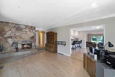 2342 E Combe Rd S, Uintah, UT 84403 - Photo 7