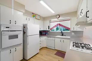 2342 E Combe Rd S, Uintah, UT 84403 - Photo 15