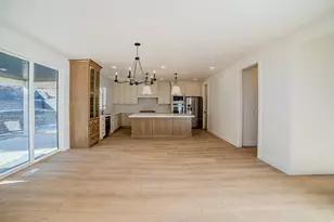 7177 W Moorepark Pl S, West Jordan, UT 84081 - Photo 9