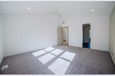 7177 W Moorepark Pl S #12, West Jordan, UT 84081 - Photo 17
