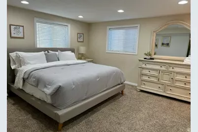 9926 S Lannae Dr, Sandy, UT 84094 - Photo 29