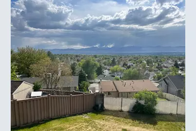 9926 S Lannae Dr, Sandy, UT 84094 - Photo 27