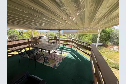 9926 S Lannae Dr, Sandy, UT 84094 - Photo 23