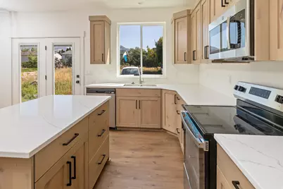 612 N 400 W, Logan, UT 84321 - Photo 17