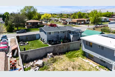 3712 W 7910 S, West Jordan, UT 84088 - Photo 31