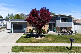 3712 W 7910 S, West Jordan, UT 84088 - Photo 37