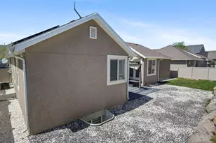 15163 S Skyfall Dr, Bluffdale, UT 84065 - Photo 33