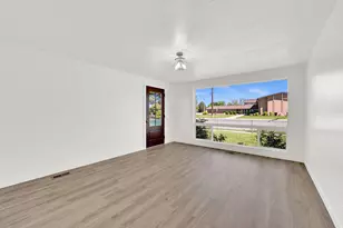 31 W Gordon Ave, Layton, UT 84041 - Photo 9