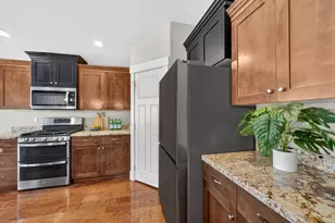 4122 W Walnut Canyon Ln, South Jordan, UT 84009 - Photo 3