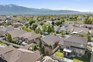 4122 W Walnut Canyon Ln, South Jordan, UT 84009 - Photo 33