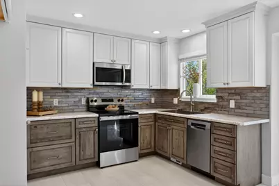 263 W 1675 N, Layton, UT 84041 - Photo 17