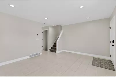 263 W 1675 N, Layton, UT 84041 - Photo 11